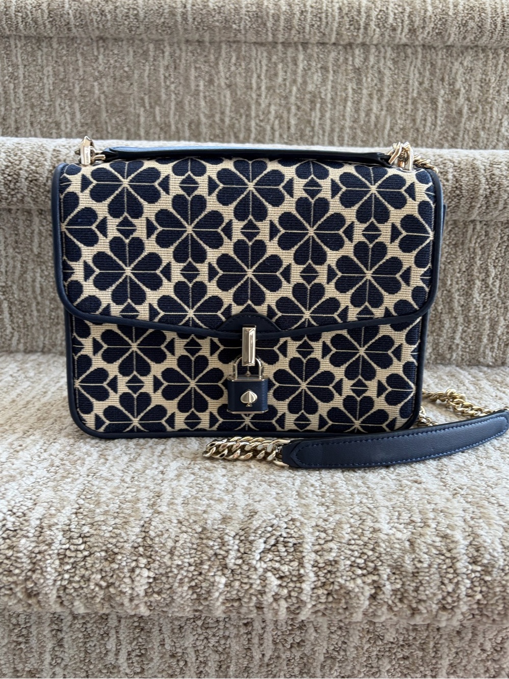 Kate Spade Flower Jacquard Locket Large Flap Blue/Cream Shoulder Bag